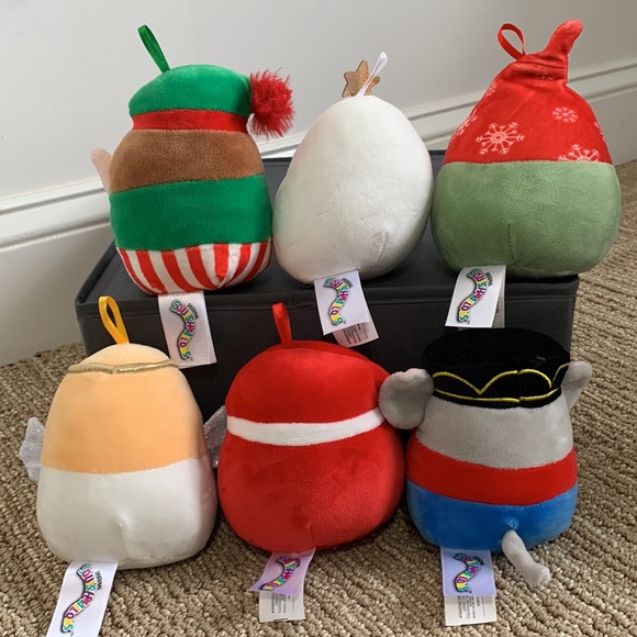 Squishmallow tree decorations - Picture 2 of 3
